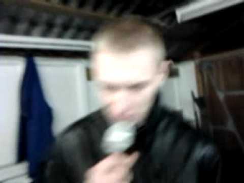 Radzik-Freestyle w garazu (Teledysk)