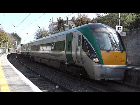 IE 22000 Class DMU Train number 22216 - Sandycove, Dublin