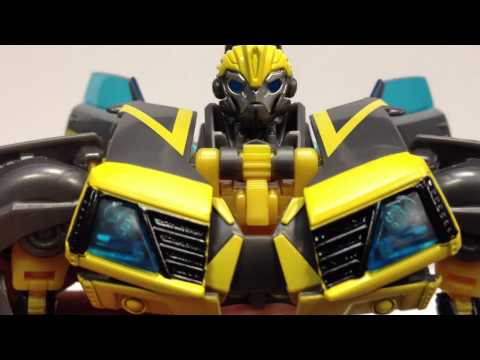 Transformers: Prime -  Deluxe Class SHADOW STRIKE BUMBLEBEE