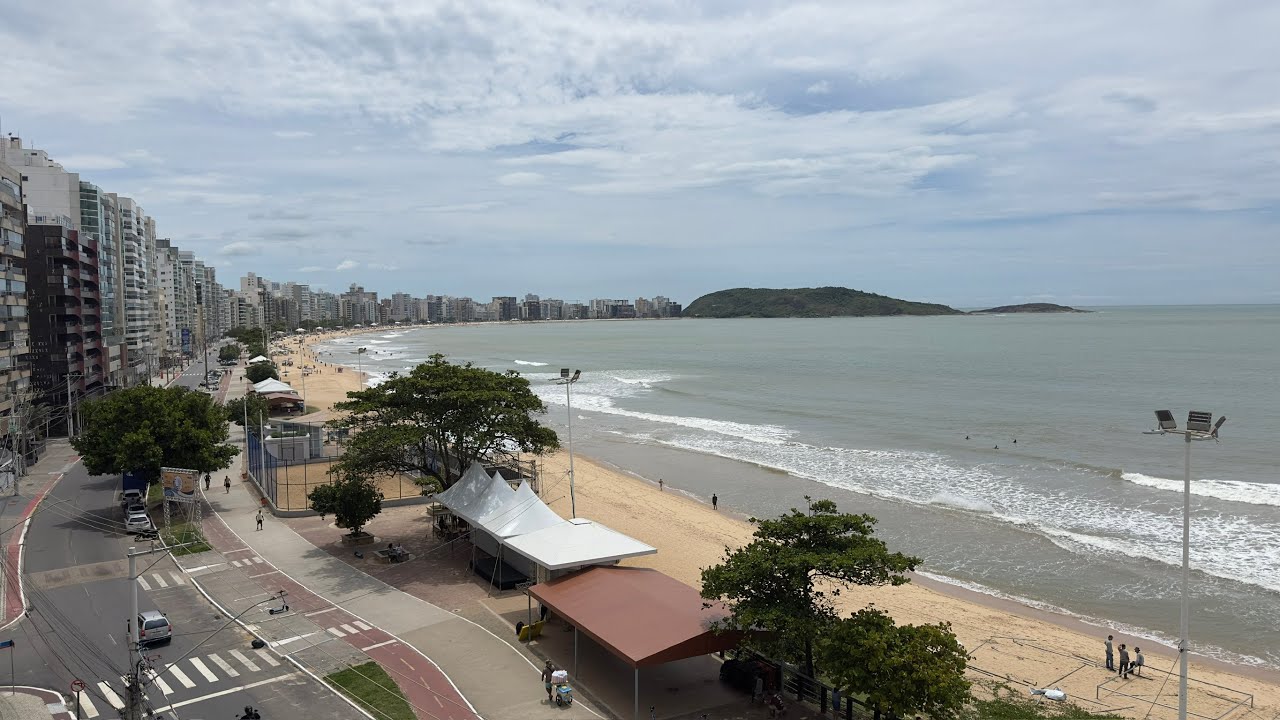 Apartamento na Praia do Morro de frente para o mar
