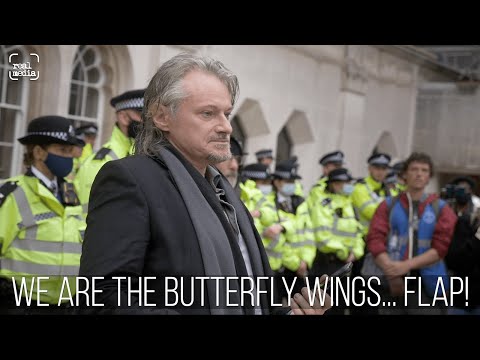 Zoologist turned activist gives powerful speech at climate rebellion launch