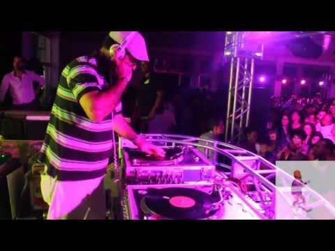 download lagu mp3 mp4 Baile Nostalgia, download mp3 Baile Nostalgia free downloadn, video klip Baile Nostalgia
