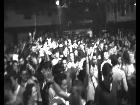 PACO OSUNA plays Beverly (Luca M) @ RE-FRESH Padova ITA 25.12.2011