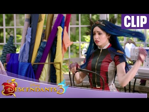 Descendants 3 - Chanson : One Kiss