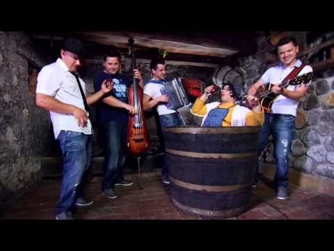 NOVI SPOMINI IN MAMA MANKA - NATOČIM CVIČKA