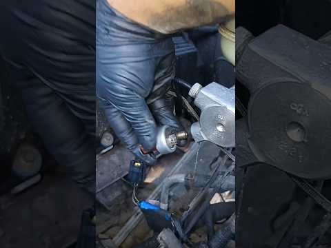 brake pressure switch/sensor replacement ford excursion f-350 f-250 F-150 expedition ETC