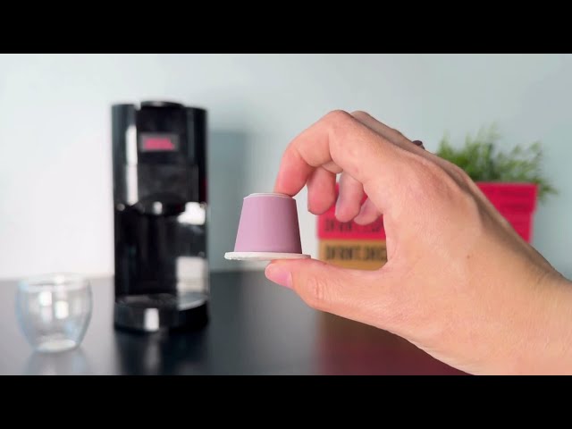 Vídeo relacionado con DFRNT - Cápsulas De Café Especialidad Colombia Compatibles con Nespresso Biodegradables - Notas Dulces Cremosas Espresso Intenso - Tueste Medio