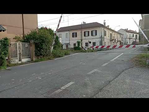 Passaggio a livello di via Novara - Olengo
