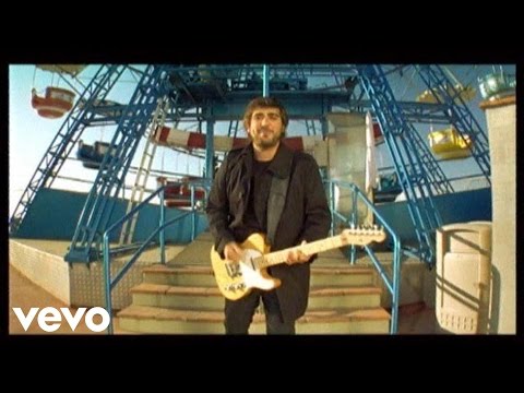 Videoclip de Hoy Todo Va Al Reves — Antonio Orozco
