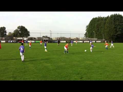 Blauw Wit'81 D3G - FC Engelen D3 (19-10-2013)