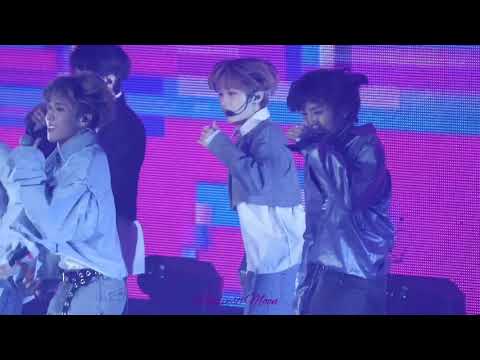 181021 Stray Kids (스트레이키즈) UNVEIL [Op. 03 : I am YOU] 쇼케이스 - Get Cool - 필릭스 (Felix) focus