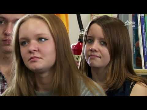 09.04.2018 Quand les stars s'engagent : Jenifer, une voix pour Le Refuge"