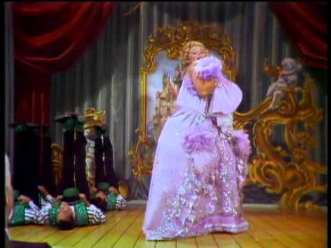 Elke Sommer & Dean Martin - Strip Polka/Take It Off