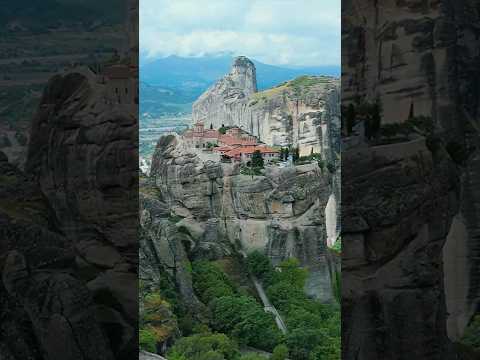 How to discover awe when you visit Meteora, Greece 🇬🇷