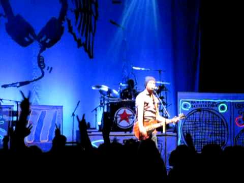 Michael Franti & Spearhead - Time To Go Home (live)