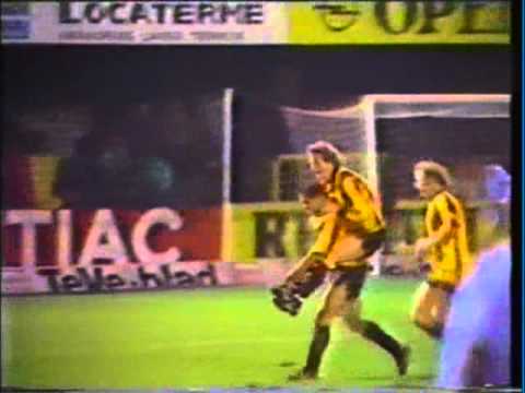 1988 (March 1) Mechelen (Belgium) 1-Dinamo Minsk (USSR) 0 (Cup Winners Cup).mpg