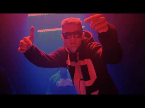 DoktorJanek/Kowal - Studio Gabinet (Feat. Phantom, Hadoem, DJ FakeFace) (OFFICIAL VIDEO)