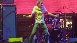 Javier Álvarez improvisa un baile de Daft Punk