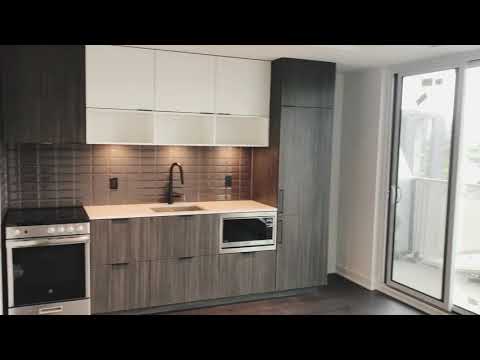 AMAZING 1 + DEN IN DISTILLERY DISTRICT | TORONTO CONDO TOUR | 630 SQFT