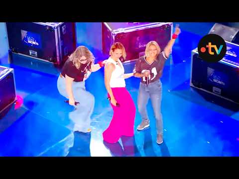 Séverine Ferrer and Lola Dubini sing LORIE's classics