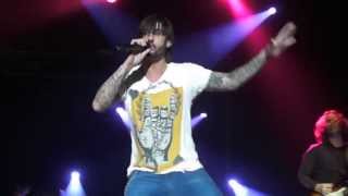 Melendi - Intro + &quot;Tu Lista De Enemigos&quot; 20/04/13 Huesca (Palacio de Congresos)