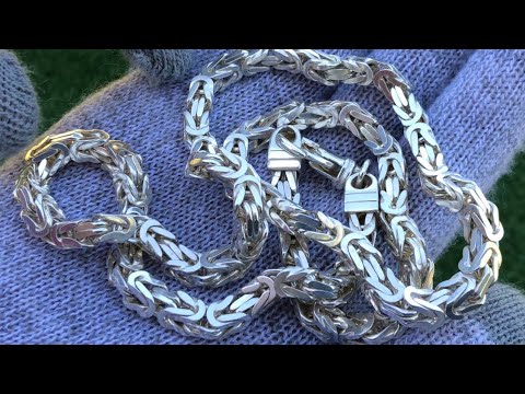 download lagu mp3 mp4 King Chain Silver, download lagu King Chain Silver gratis, unduh video klip King Chain Silver