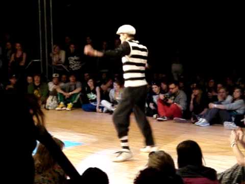 Vankilla Locking Dance Battle 1