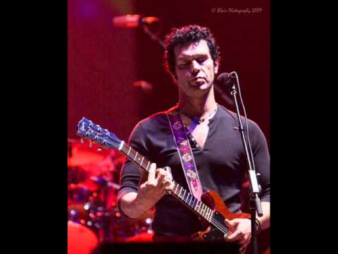Doyle Bramhall II Live- The Things That I Used to Do