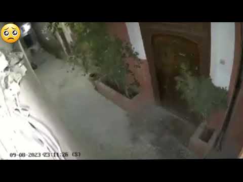 man narrowly escaped building collapse during #earthquake in #morocco #marrakech #essaouira #agadir