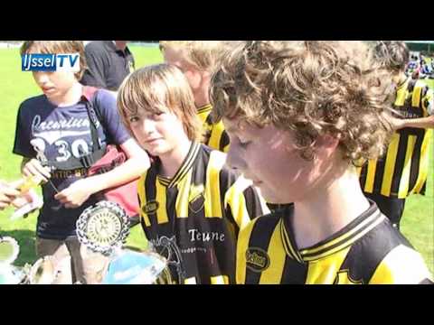 IJsselTV - Regionaal voetbal bij D.O.S. Kampen