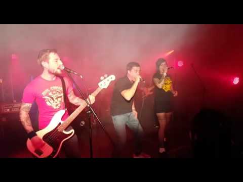 The Agitators - 4 minutes (feat. Frisian Outlaw Skingirl) 16-10-16 Namen, BE