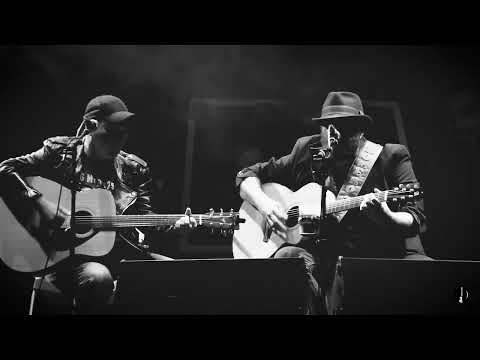 Kutxi Romero - Aunque Tú No Lo Sepas + El Sitio de Mi Recreo -con Luter- [En Directo]