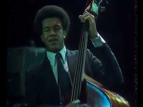 "John III": Count Basie Orchestra featuring John Clayton