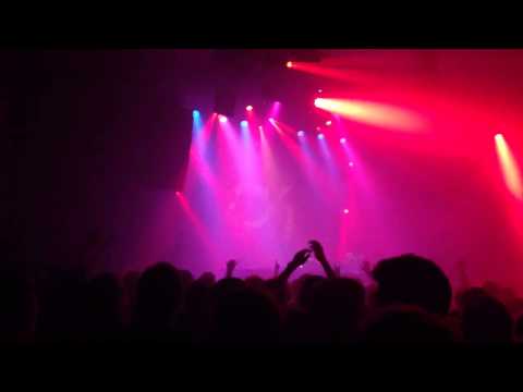 Camo & Krooked 18.1.2014 Köln Gloria Theater teil 1