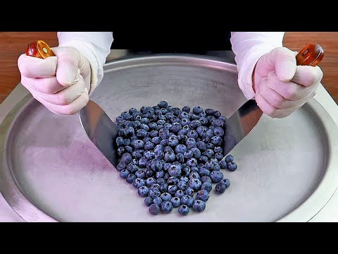 Blueberry ice cream rolls street food - ايس كريم رول ب التوت الأزرق