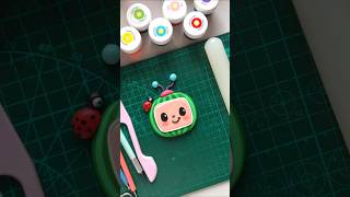 CoComelon for a cake! 🐞😍  #cakeforkids #fondantart #fondanttutorial #cocomeloncake #cocomeloncartoon