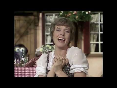 Muppet Songs: Julie Andrews - The Lonely Goatherd