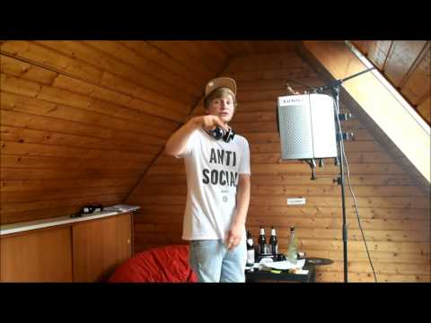 4Sunny4 -Ciao Bitch (prod.MGR prod)