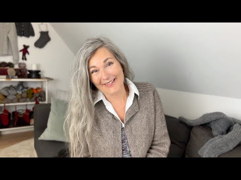 Fiftyfabulous Knits - All the costume changes