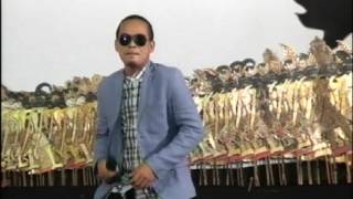 Download lagu Demy - Istimewa mp3 Download lagu Demy - Istimewa mp3