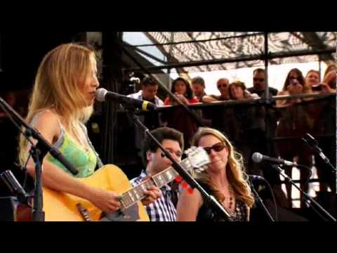 Crossroads 2010 12)-tema Long Road Home...Sherryl Crow