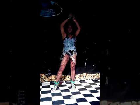 Dyesmi Salwattory  festa Mascarados