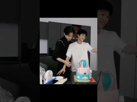 the staff isn't lying though #tianxuning #ziyu #tianziyu #revengedlove