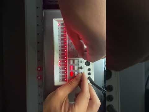 Testing out breaks on the volca sample