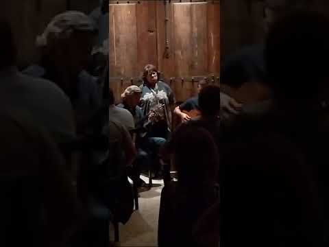 Manuela Cavaco - Maldição