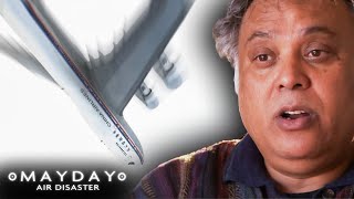 Download lagu China Airlines Flight 006 - From Engine Failure to Ocean Plunge mp3