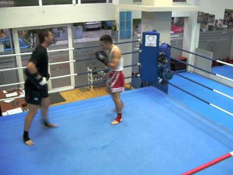 MUAY THAI TEAM TSEKOURAS DOUVITSAS PRACTICE FOR S-1 ONESONGCHAI