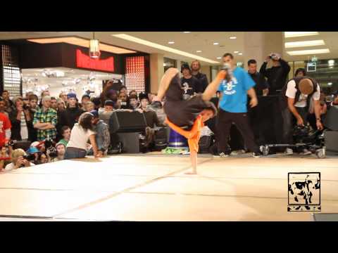 BATTLE OF THE YEAR BOTY 2009 1on1 - KING FOOLISH VS MOUNIR by YAKfilms
