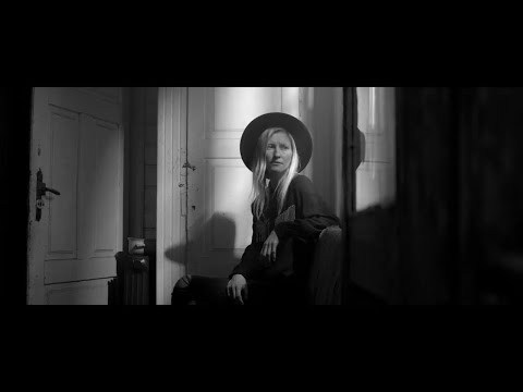 PORTER / KARCZEWSKA - On The Wrong Planet (Official Video)