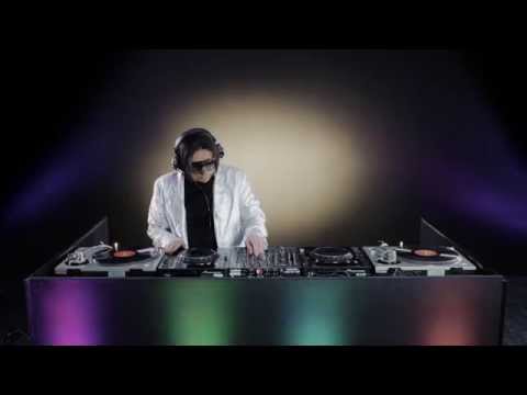 Renato Zero - Madame 2013 (Video ufficiale - Official video)